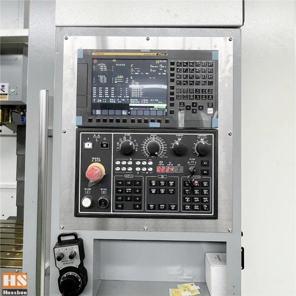 Вертикальный фрезерный трехосевой обрабатывающий центр с ЧПУ HUASHUO VMC-1270 - Фото №4