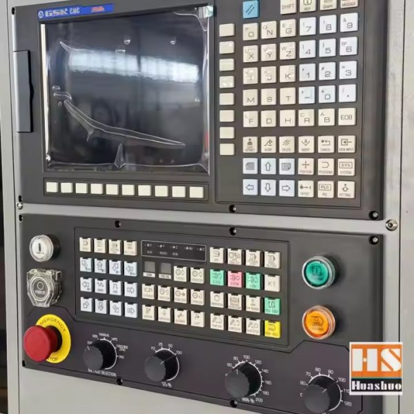 Вертикальный фрезерный трехосевой обрабатывающий центр с ЧПУ HUASHUO VMC-640 - Фото №5