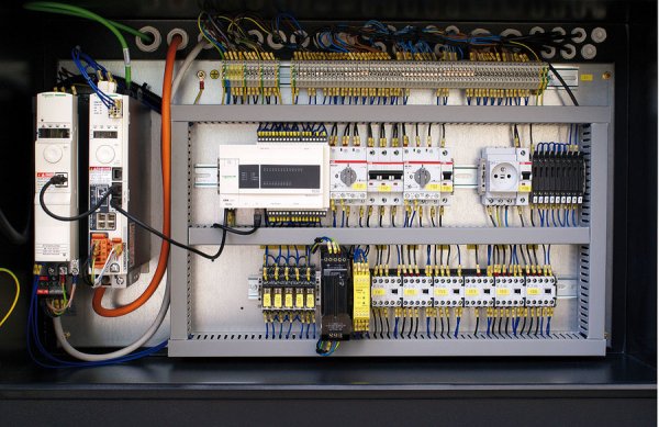 Ленточнопильный станок PILOUS ARG300DCT CF-NC Automat - Фото №8