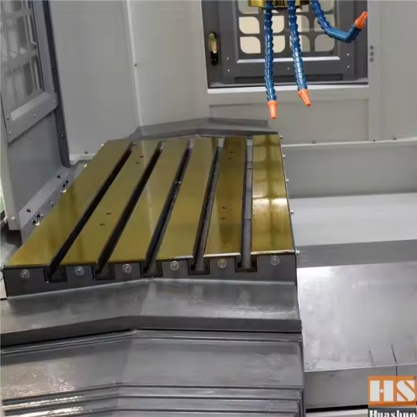 Вертикальный фрезерный трехосевой обрабатывающий центр с ЧПУ HUASHUO VMC-855 - Фото №4