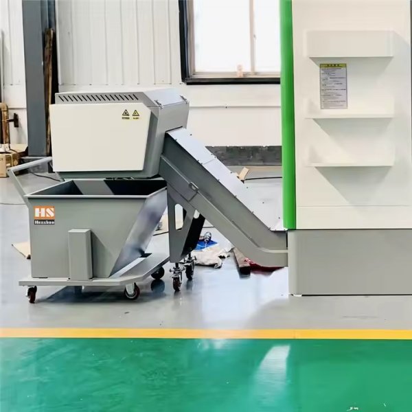 Вертикальный фрезерный трехосевой обрабатывающий центр с ЧПУ HUASHUO VMC-1160 - Фото №3